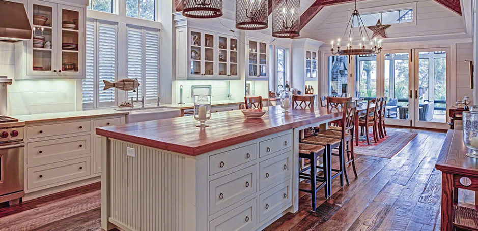 How To Combine Your Kitchen And Dining Room