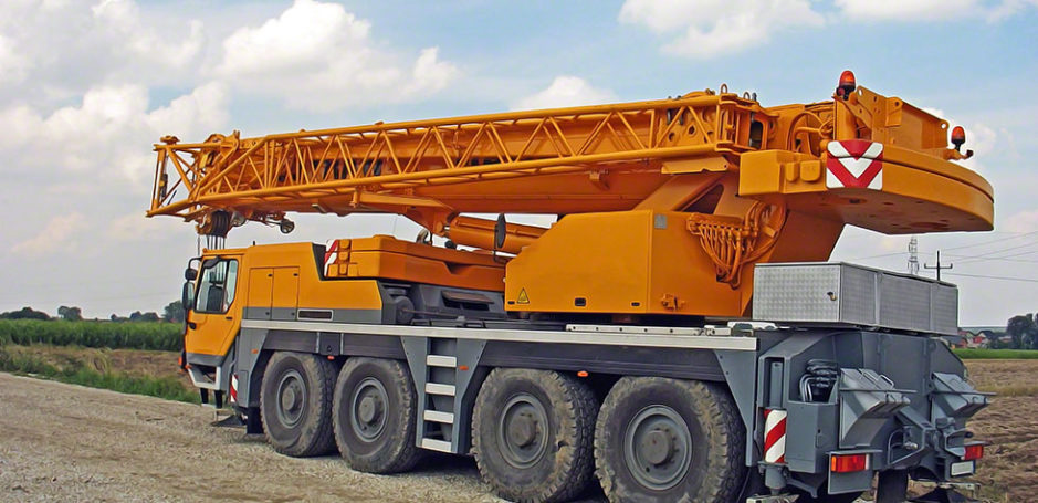 Common commercial cranes and their uses
